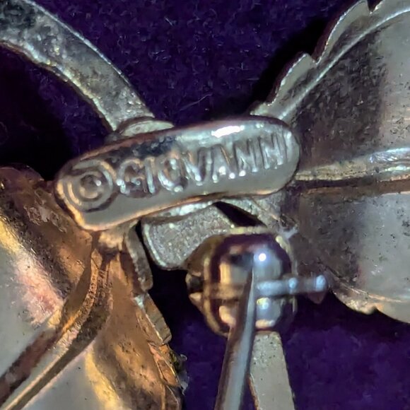 Vintage GIOVANNI Long Stem Enamel Rose Brooch - Picture 4 of 5